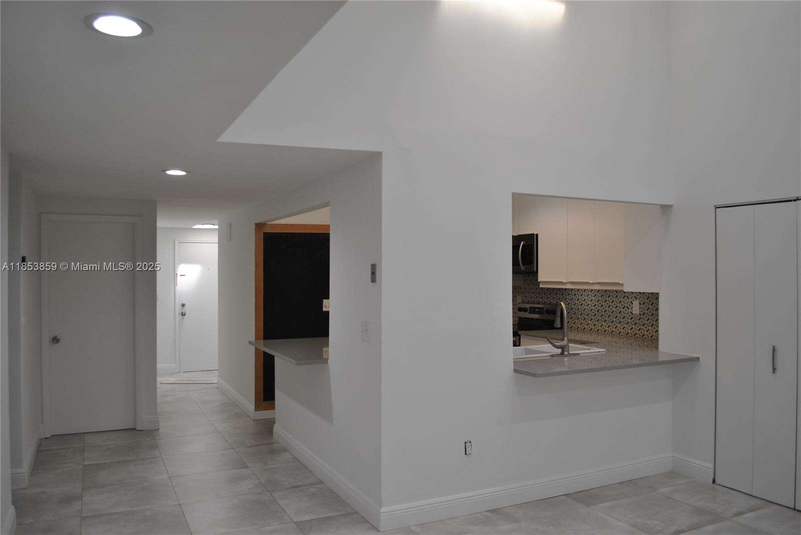 Sandpiper At Calif Club | Unit #3M Unit #3M | Picture 10