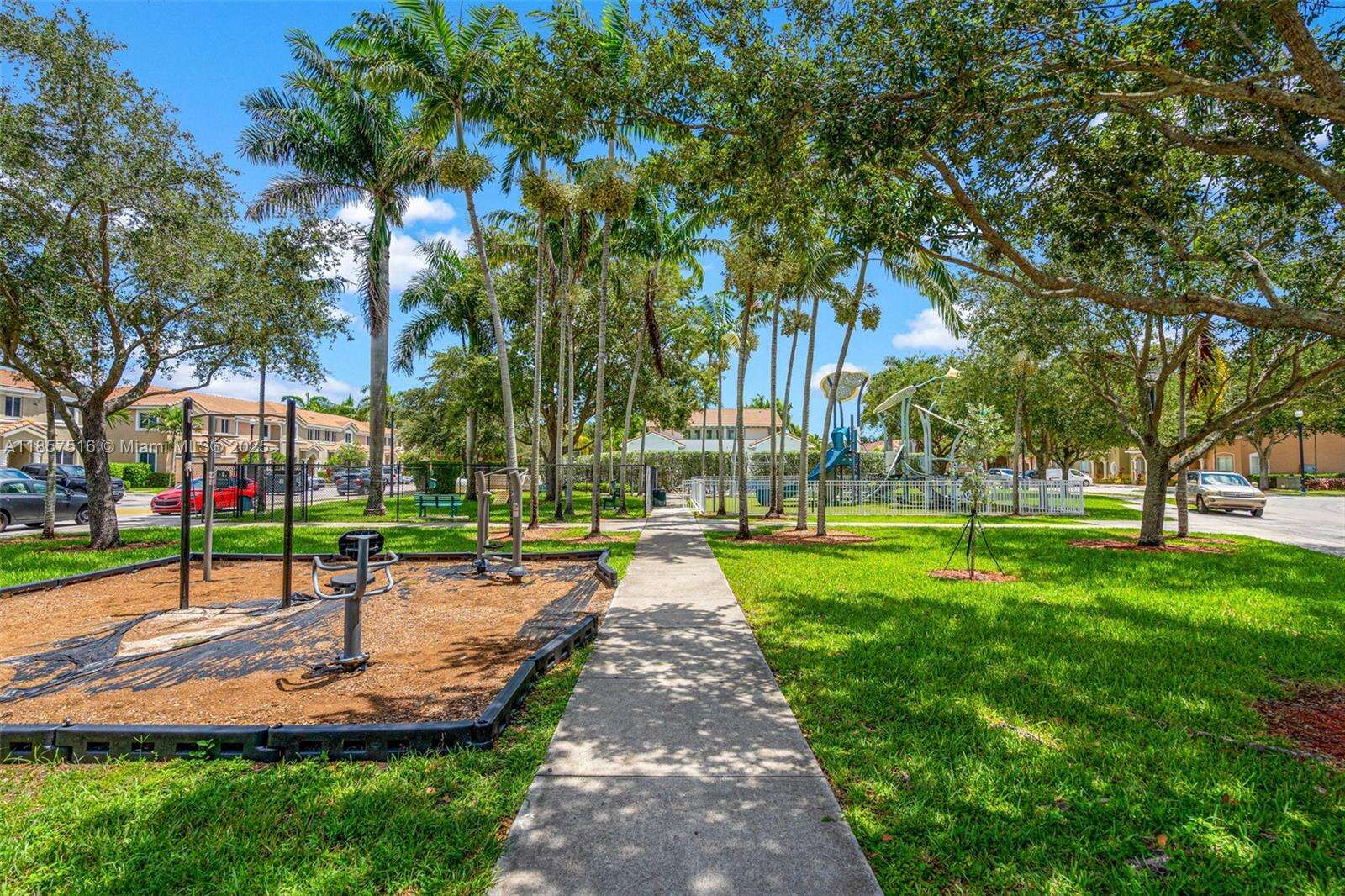 Towns At Seascape | N/A N/A | Picture 28