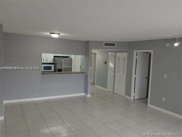 The Manors Of Inverrary I 5 | Unit #505 Unit #505 | Picture 4