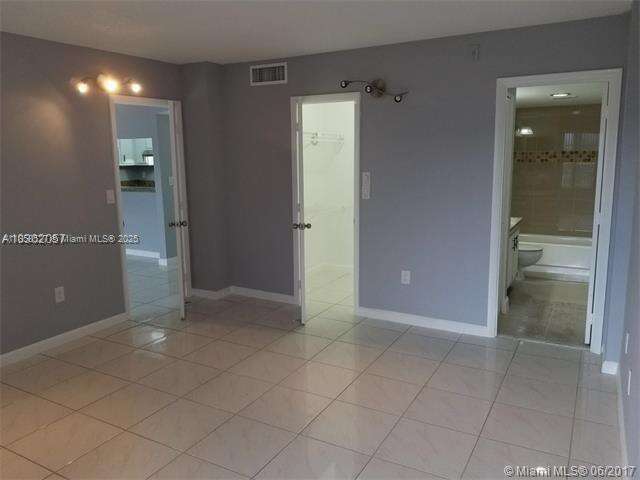 The Manors Of Inverrary I 5 | Unit #505 Unit #505 | Picture 5