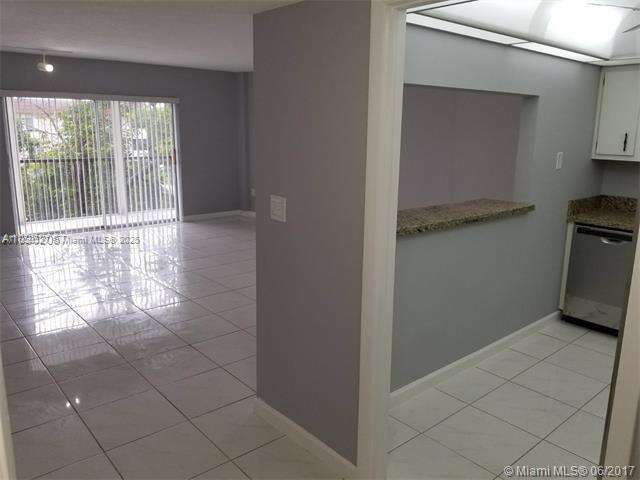 The Manors Of Inverrary I 5 | Unit #505 Unit #505 | Picture 6