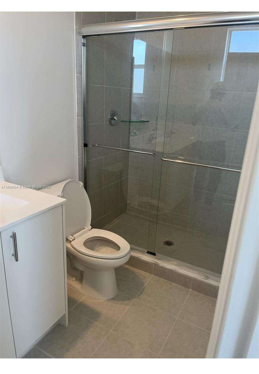 Stein Assemblage | N/A N/A | Picture 8