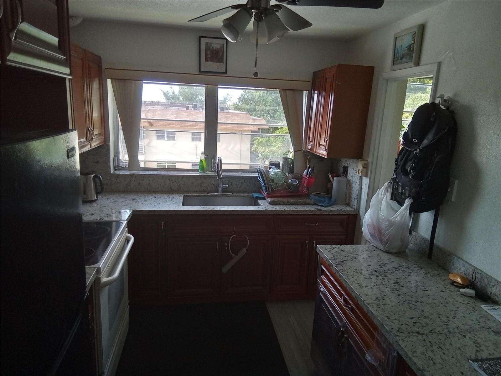 Majestic Gardens Condominium D | Unit #406 Unit #406 | Picture 22