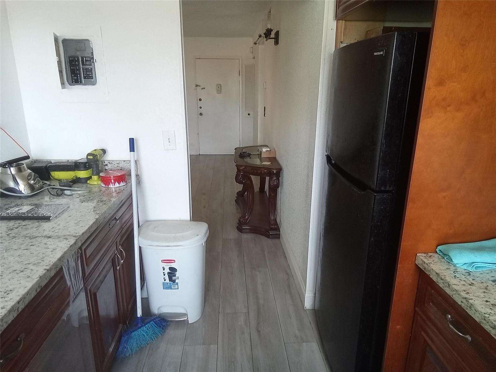 Majestic Gardens Condominium D | Unit #406 Unit #406 | Picture 25