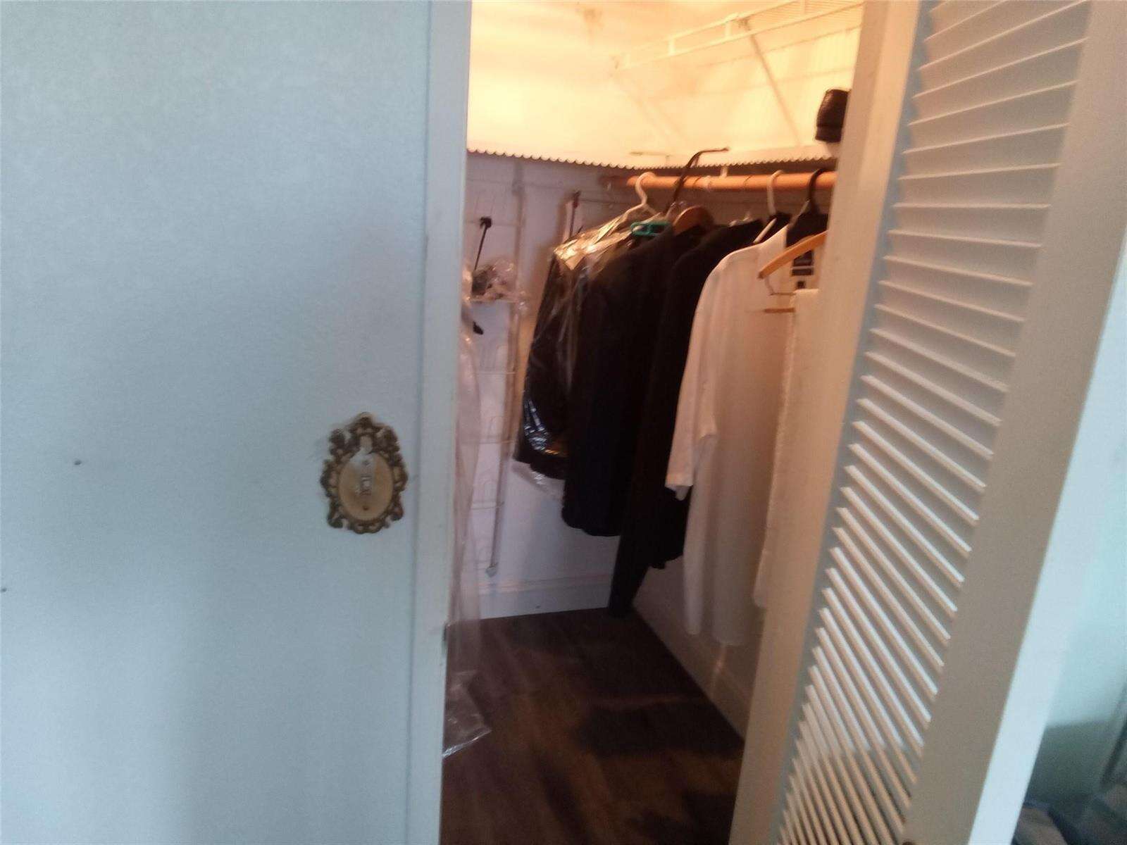 Majestic Gardens Condominium D | Unit #406 Unit #406 | Picture 30