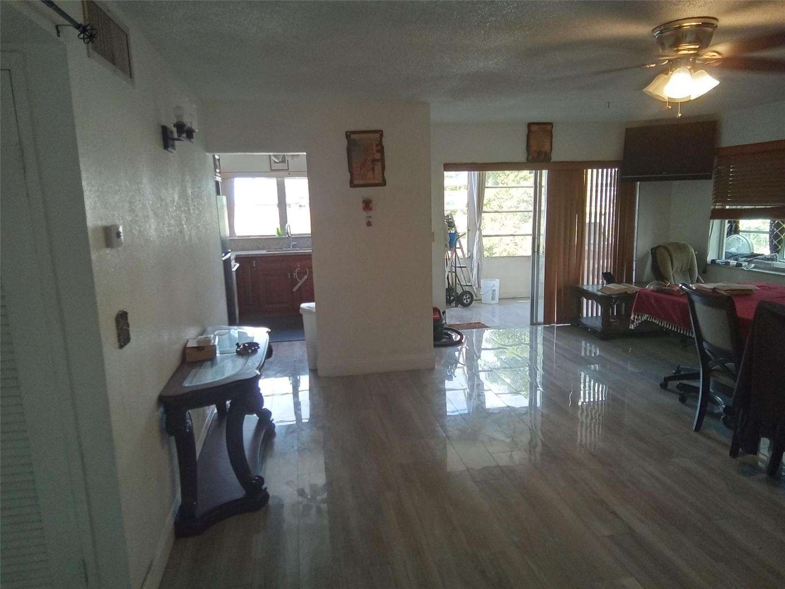 Majestic Gardens Condominium D | Unit #406 Unit #406 | Picture 6