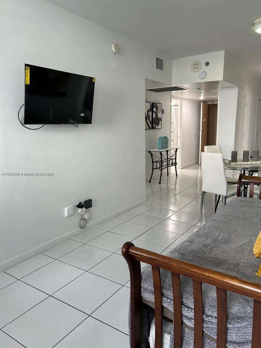 The Decoplage | Unit #437 Unit #437 | Picture 9
