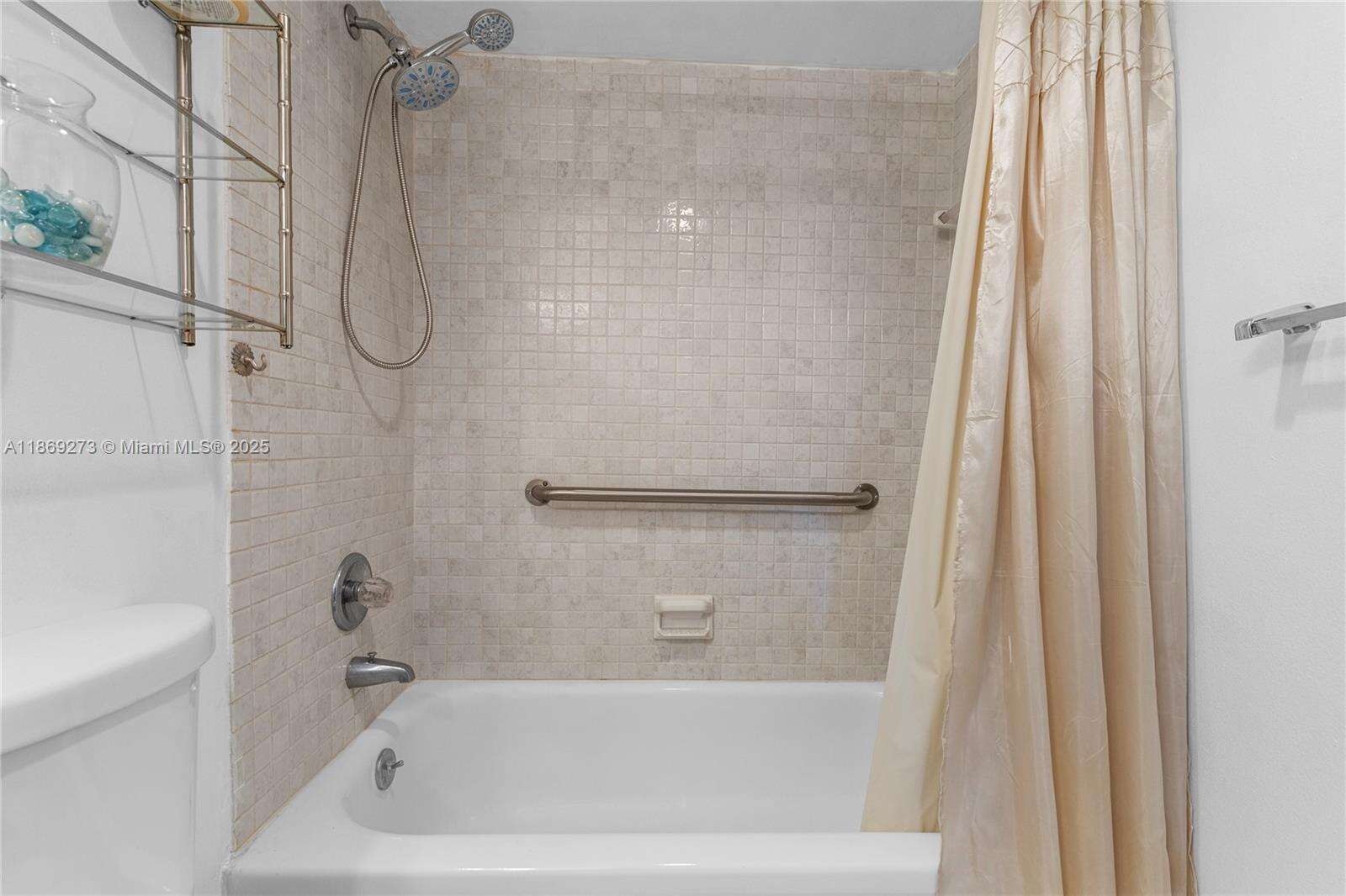 Park Place Condominium No Five | Unit #319 Unit #319 | Picture 21