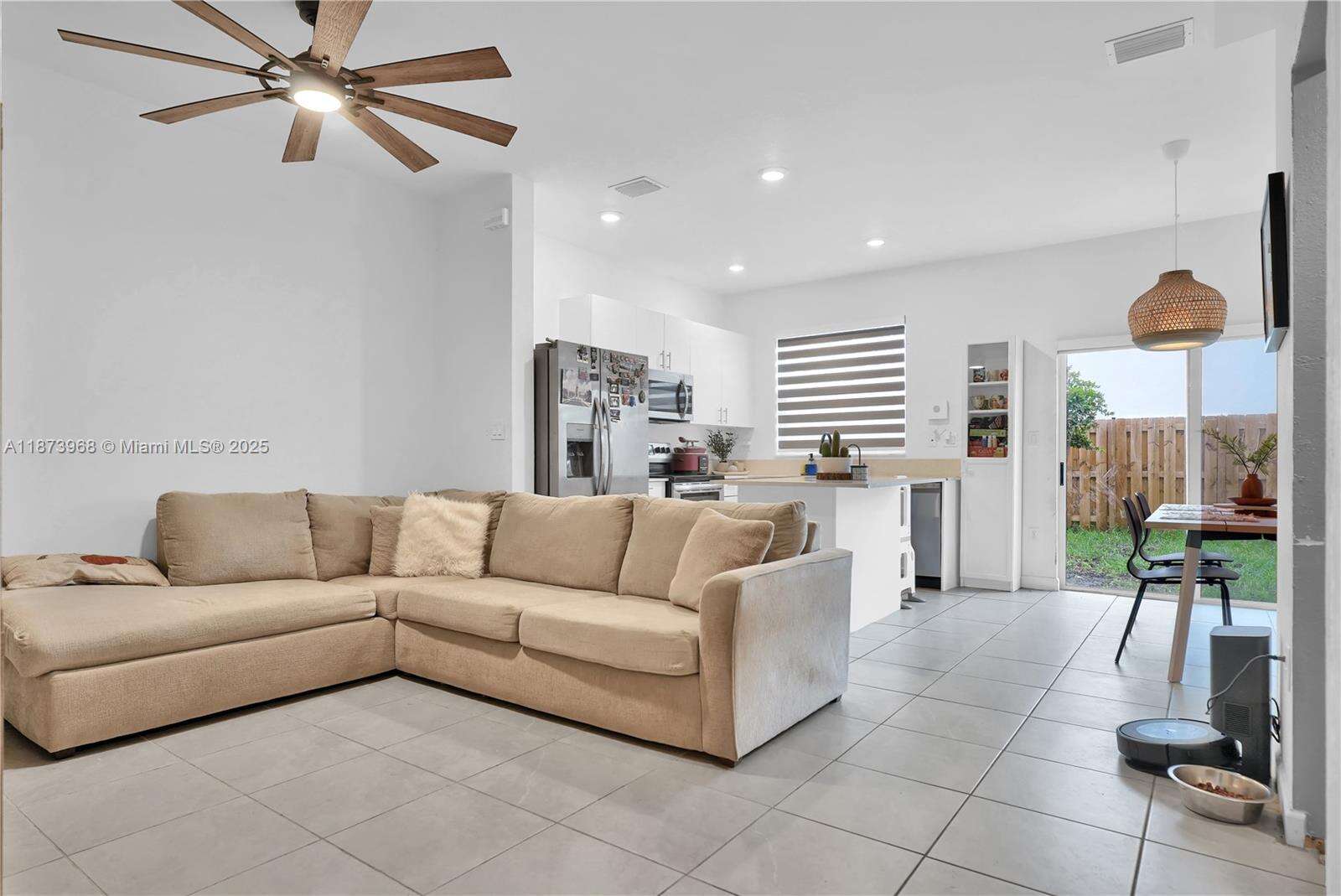 Stein Assemblage | N/A N/A | Picture 5