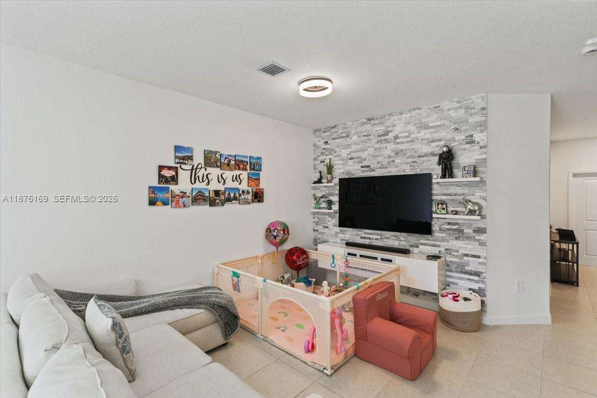 Pine Isle | Unit #13378 Unit #13378 | Picture 11