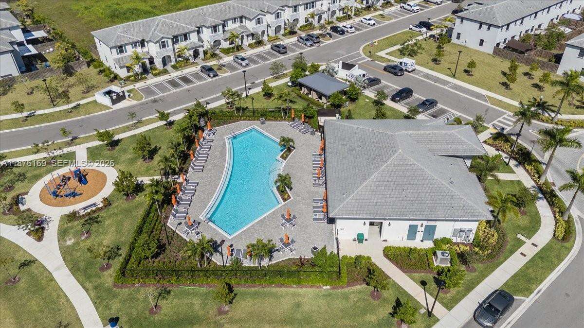 Pine Isle | Unit #13378 Unit #13378 | Picture 4