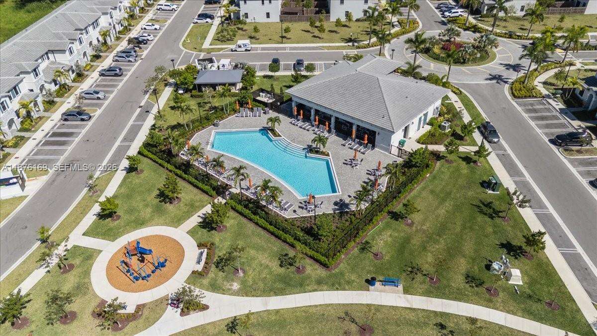 Pine Isle | Unit #13378 Unit #13378 | Picture 32