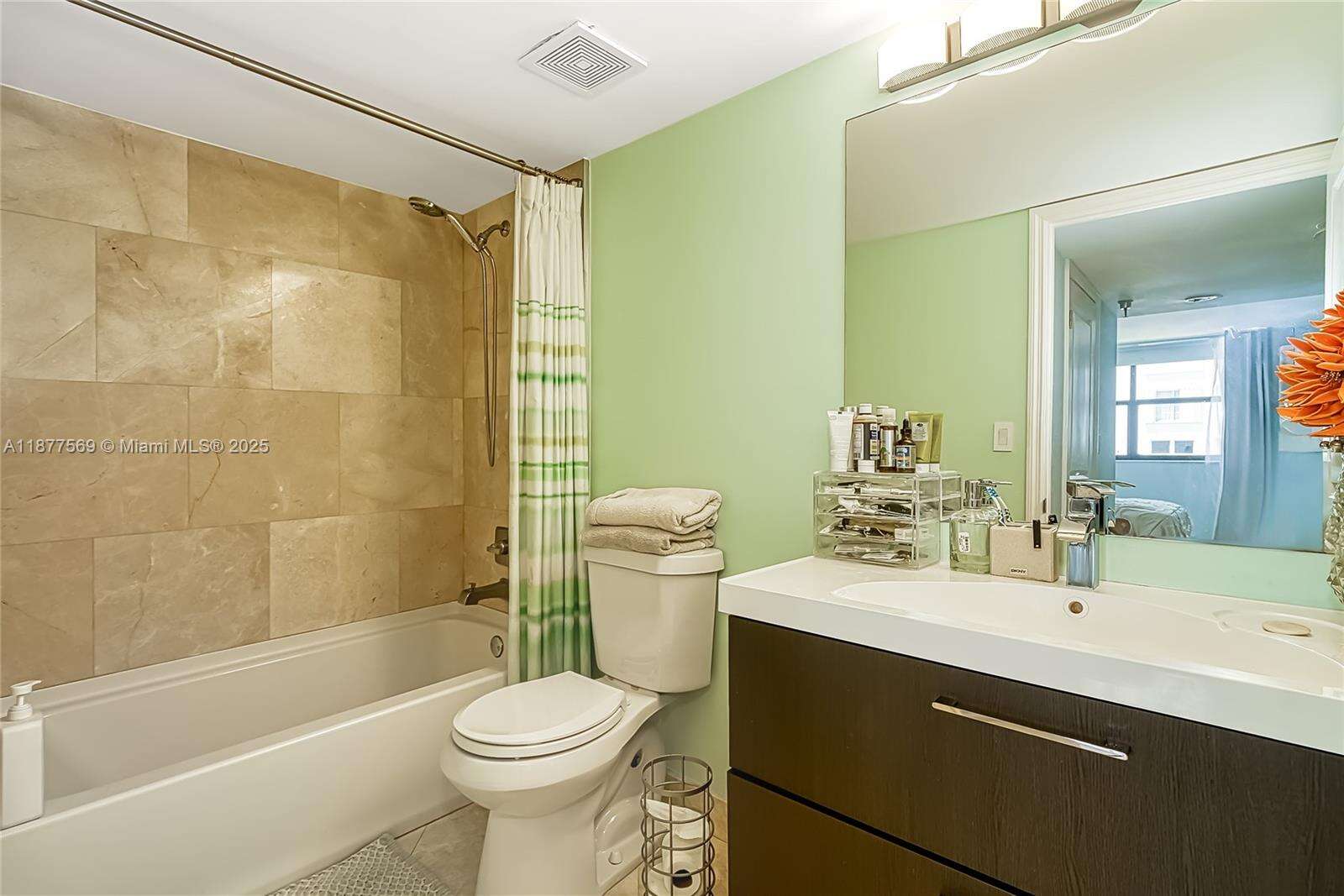 Mnston Towers 700 | Unit #1709 Unit #1709 | Picture 15