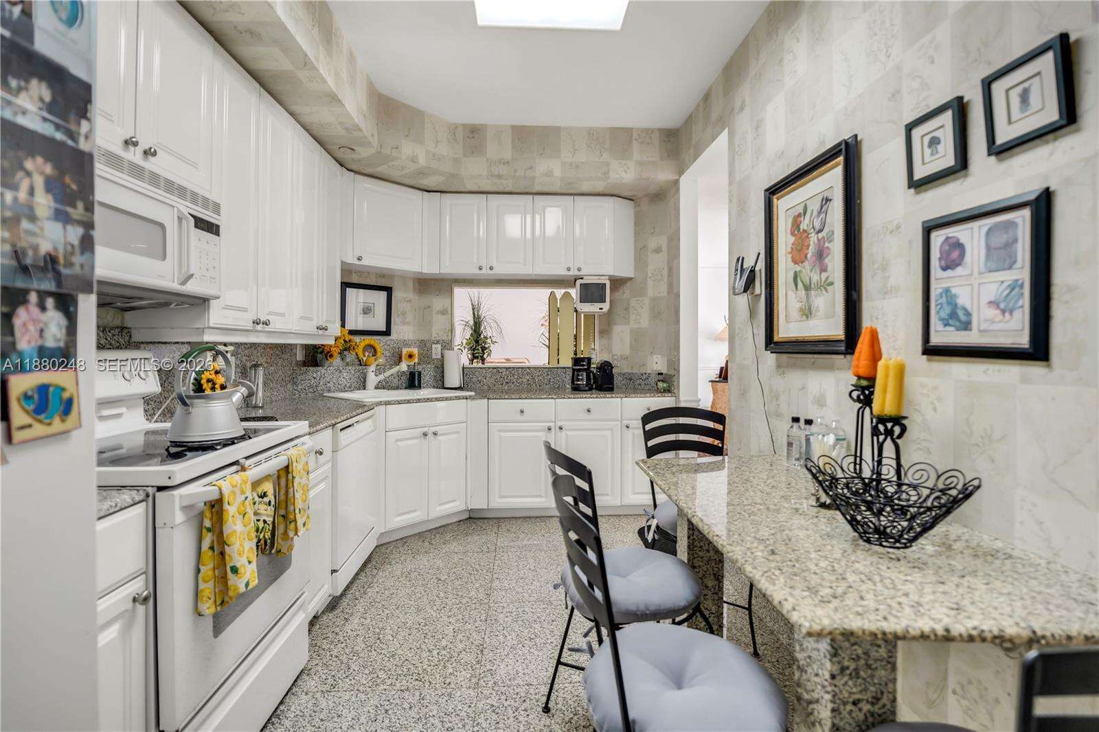 One Tequesta Point | Unit #1807 Unit #1807 | Picture 12