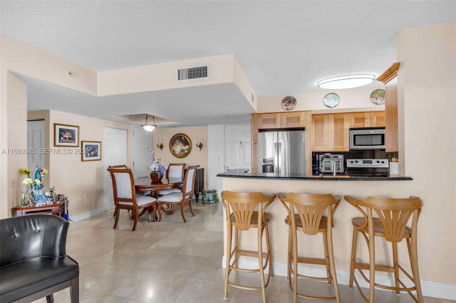 Gables Marquis | Unit #801 Unit #801 | Picture 2