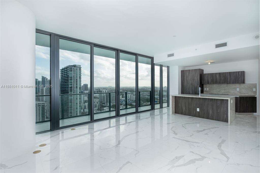 Gran Paraiso | Unit #3101 Unit #3101 | Picture 2