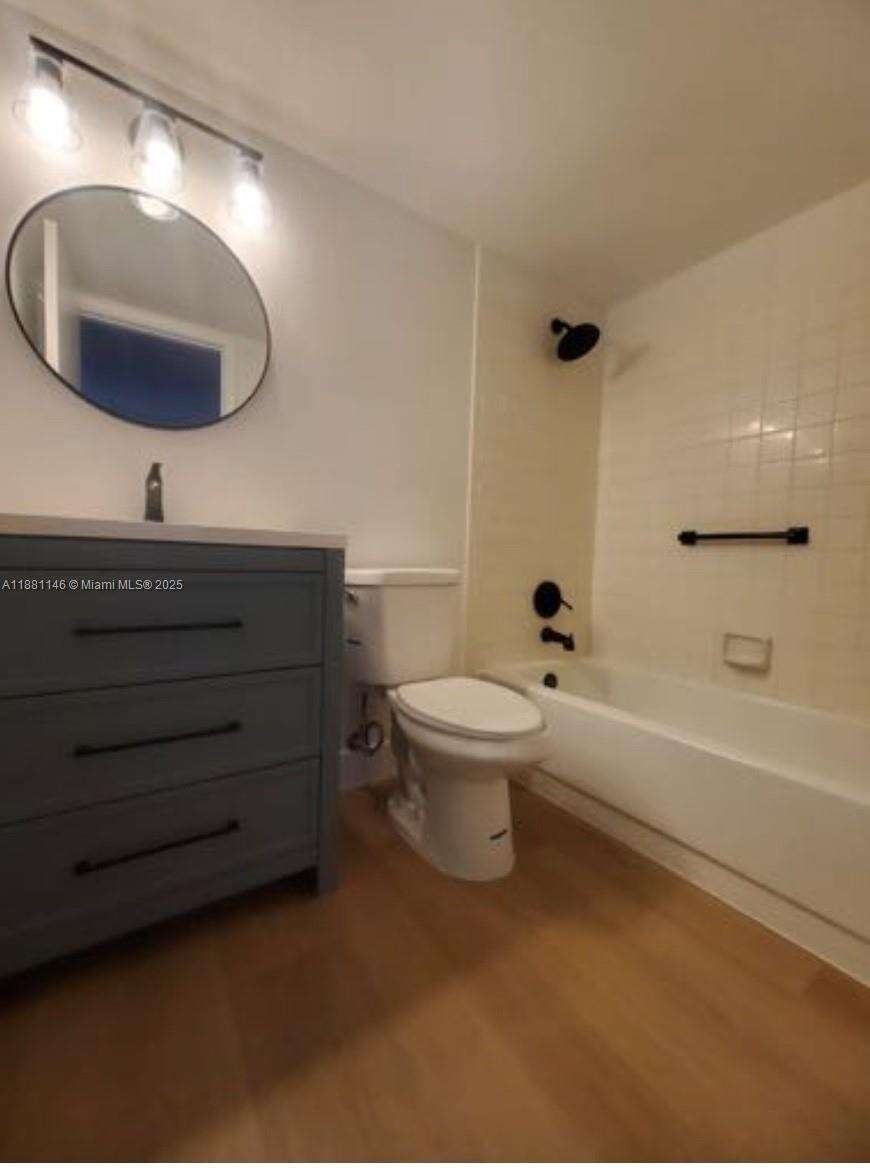 New Hampton At Century Village Condominium Iii | Unit #309O Unit #309O | Picture 8