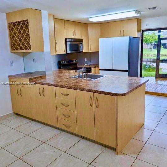 Saddle Up | N/A N/A | Picture 4