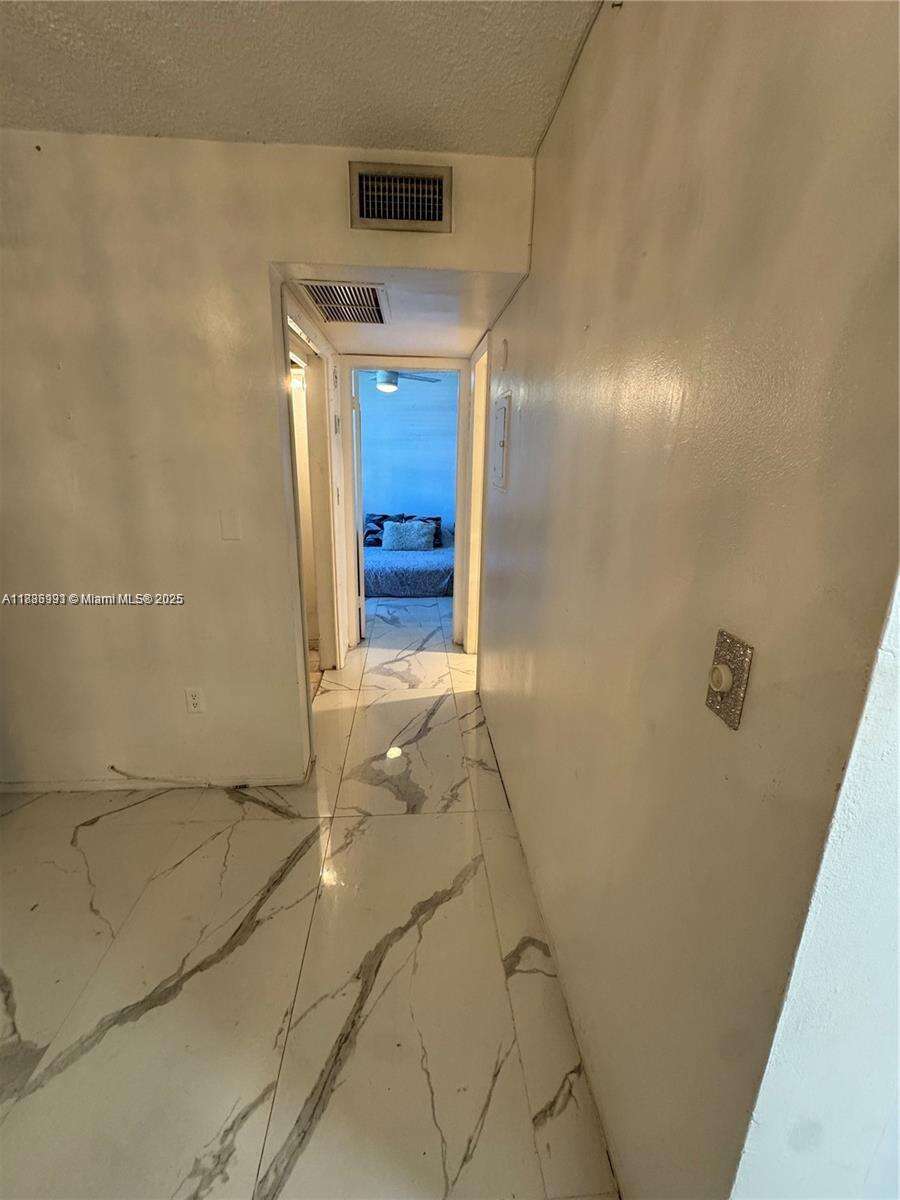 Point East One Condo Bldg D | Unit #D102 Unit #D102 | Picture 4