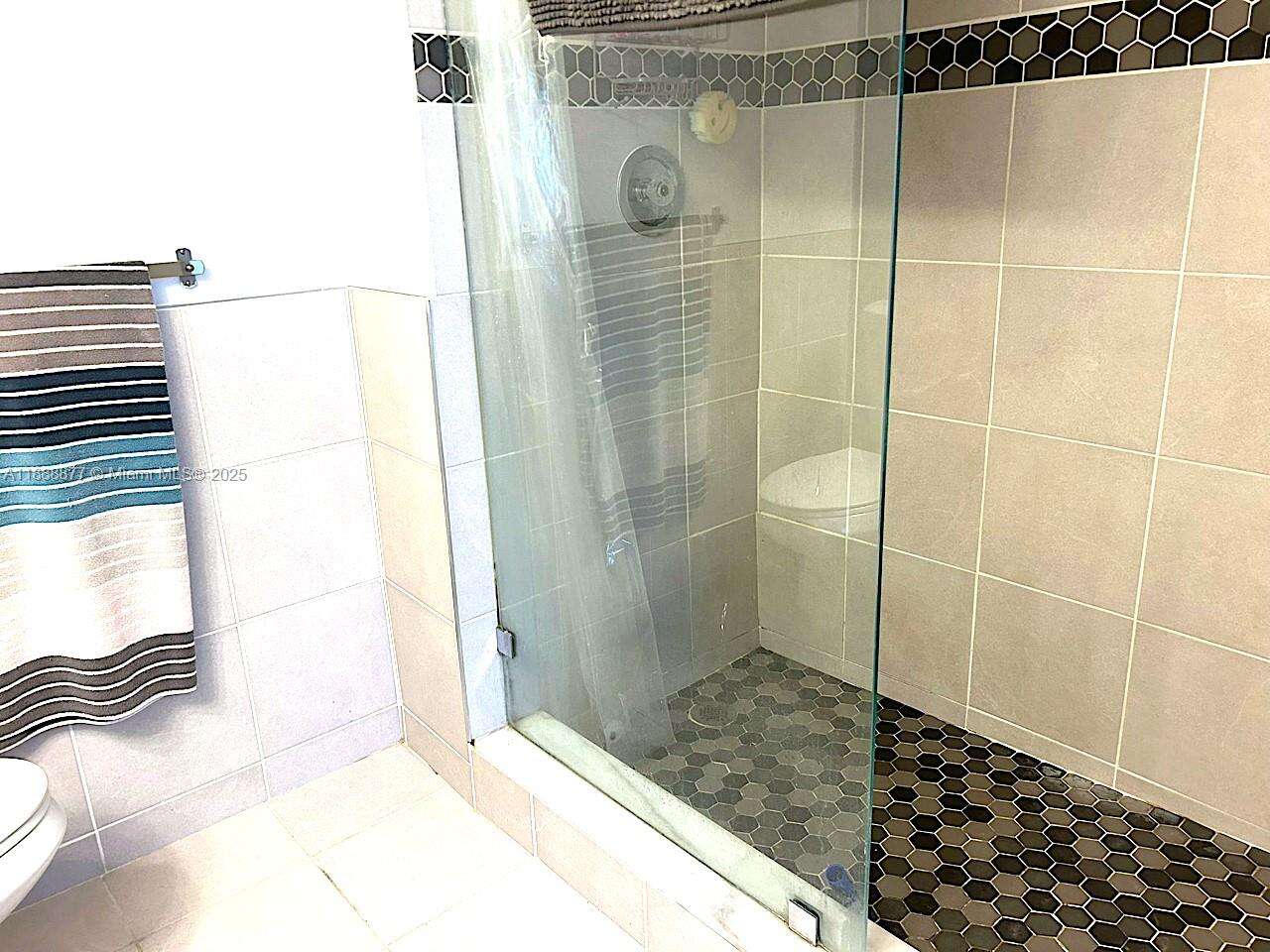 Waters Edge Towers | Unit #107 Unit #107 | Picture 13