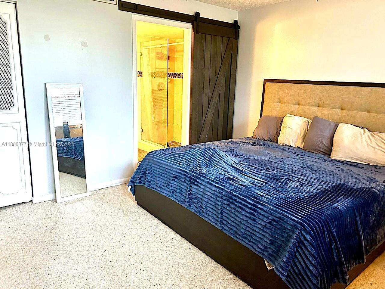 Waters Edge Towers | Unit #107 Unit #107 | Picture 10