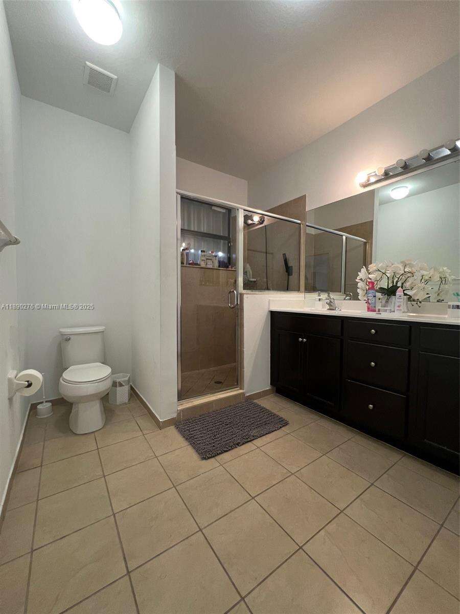 Baywinds Of Galapagos First Addition | Unit #3772 Unit #3772 | Picture 13