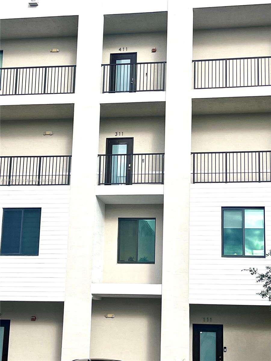 Urbana At The Residences Condo No 3 | Unit #F-311 Unit #F-311 | Picture 3