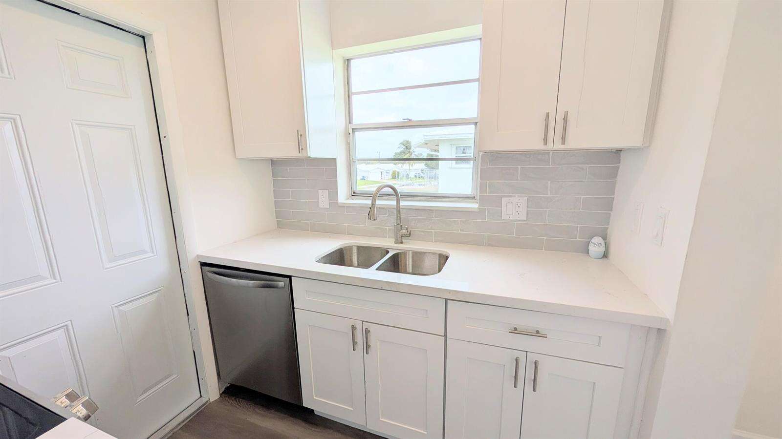 Leisureville Fairway Three | Unit #219 Unit #219 | Picture 12