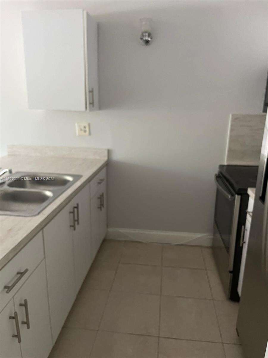 Coral Springs Tower Club Ii | Unit #203-B Unit #203-B | Picture 5