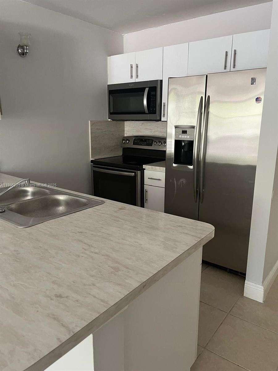 Coral Springs Tower Club Ii | Unit #203-B Unit #203-B | Picture 6