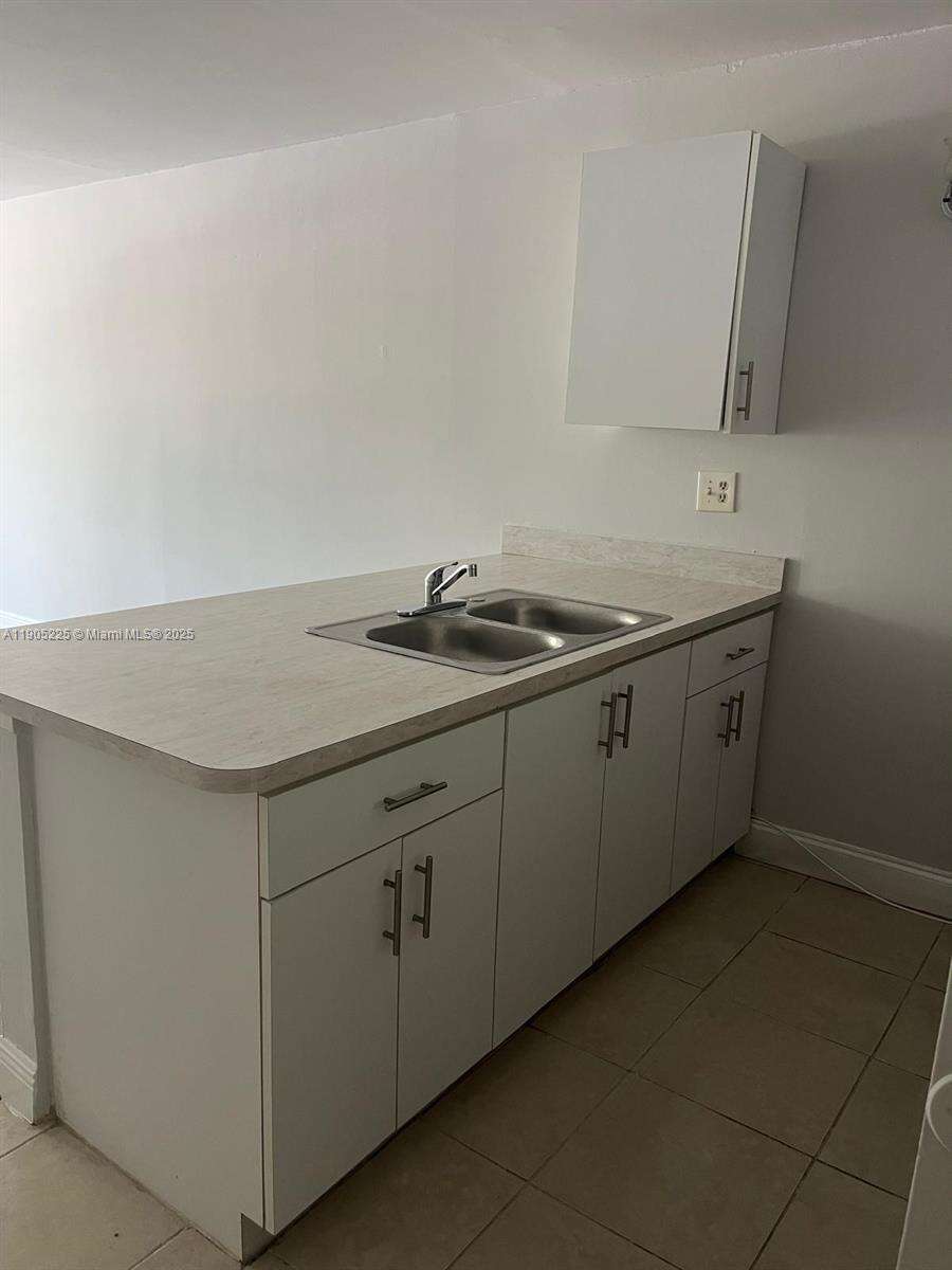 Coral Springs Tower Club Ii | Unit #203-B Unit #203-B | Picture 7