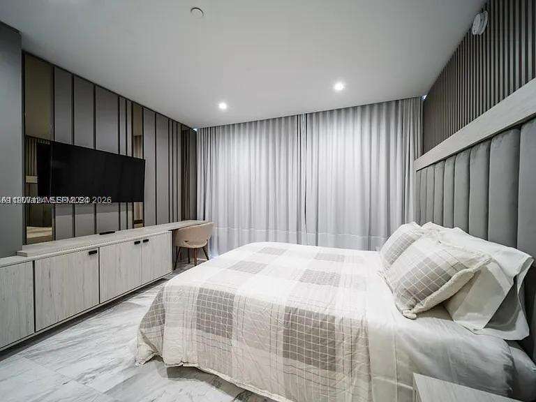 Paramount Miami Worldcenter | Unit #4811 Unit #4811 | Picture 11
