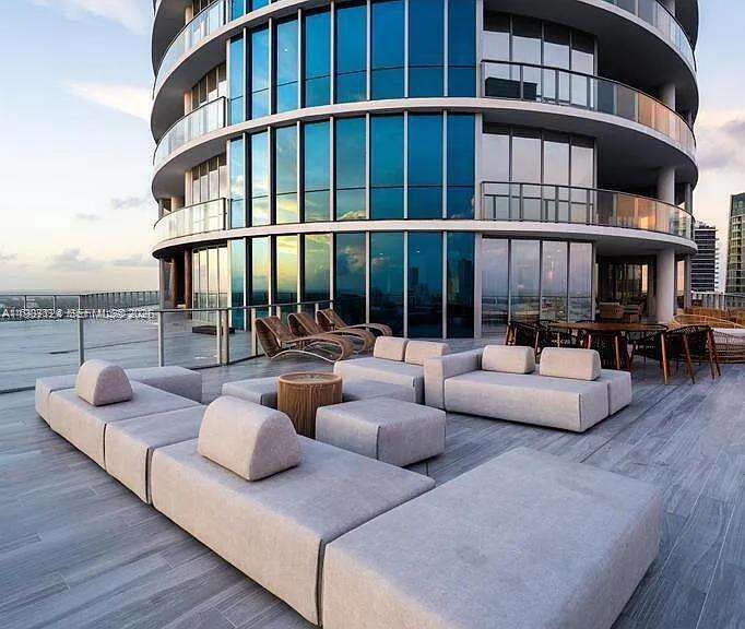 Paramount Miami Worldcenter | Unit #4811 Unit #4811 | Picture 16