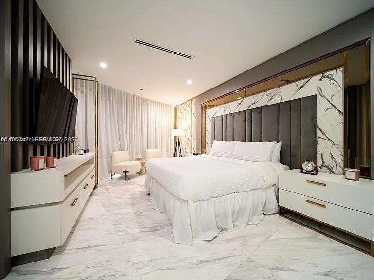 Paramount Miami Worldcenter | Unit #4811 Unit #4811 | Picture 6