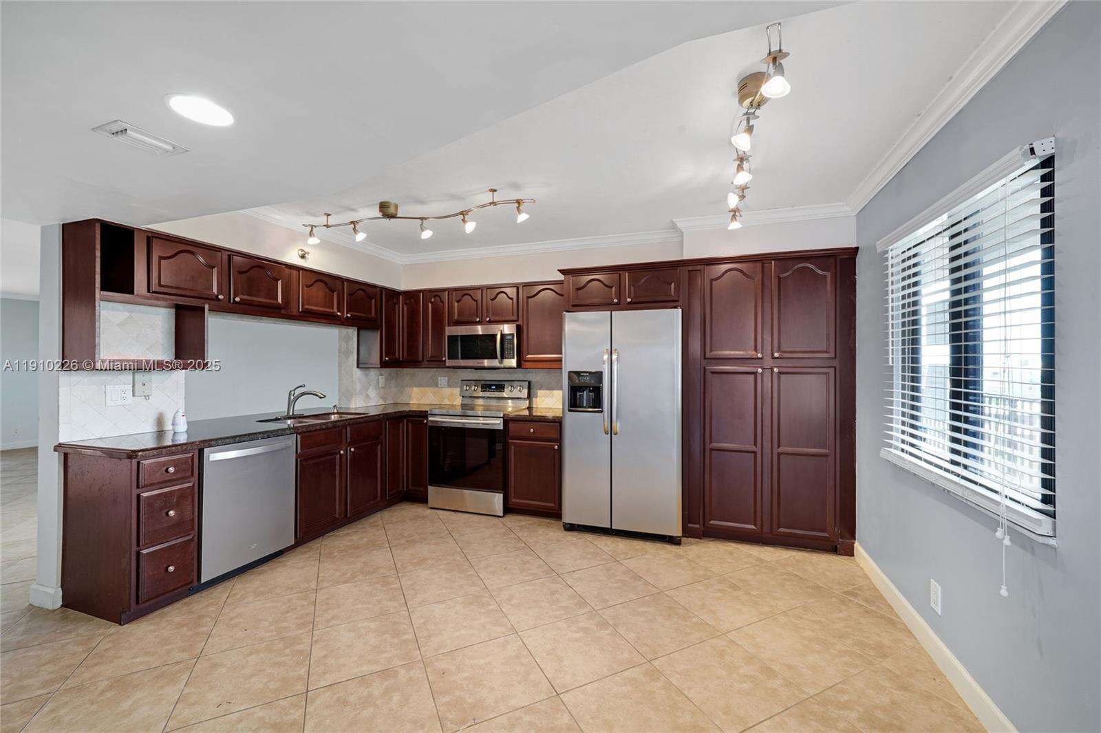 Cypress Bend Condominium Ii | Unit #801 Unit #801 | Picture 6