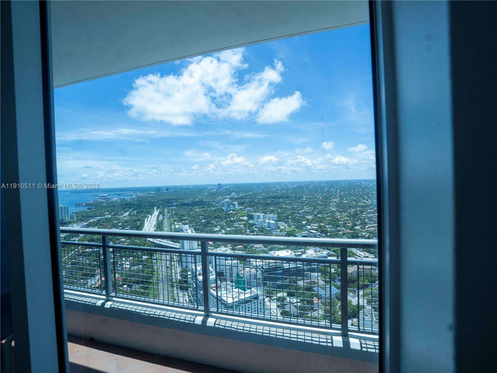 Infinity At Brickell | Unit #4805 Unit #4805 | Picture 7