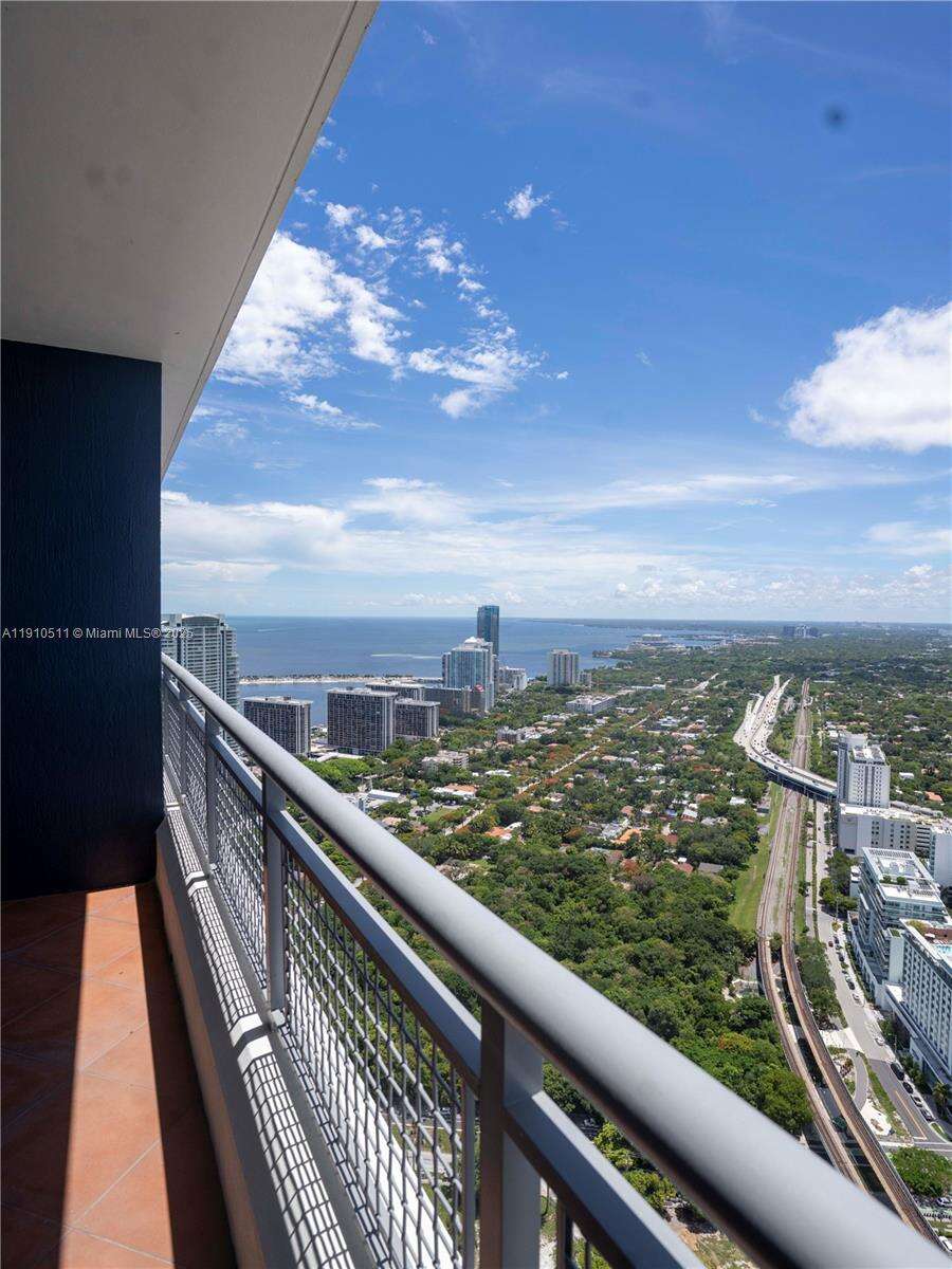 Infinity At Brickell | Unit #4805 Unit #4805 | Picture 8