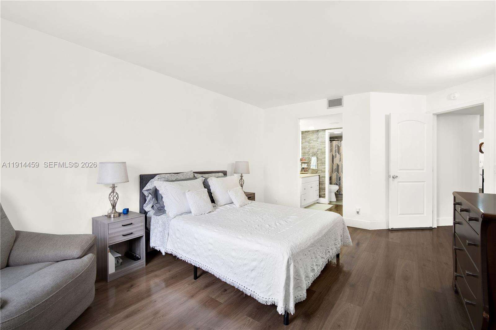 Hawthorne At Century Village Condominium I | Unit #112H Unit #112H | Picture 17