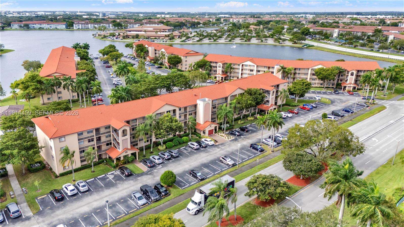 Hawthorne At Century Village Condominium I | Unit #112H Unit #112H | Picture 33