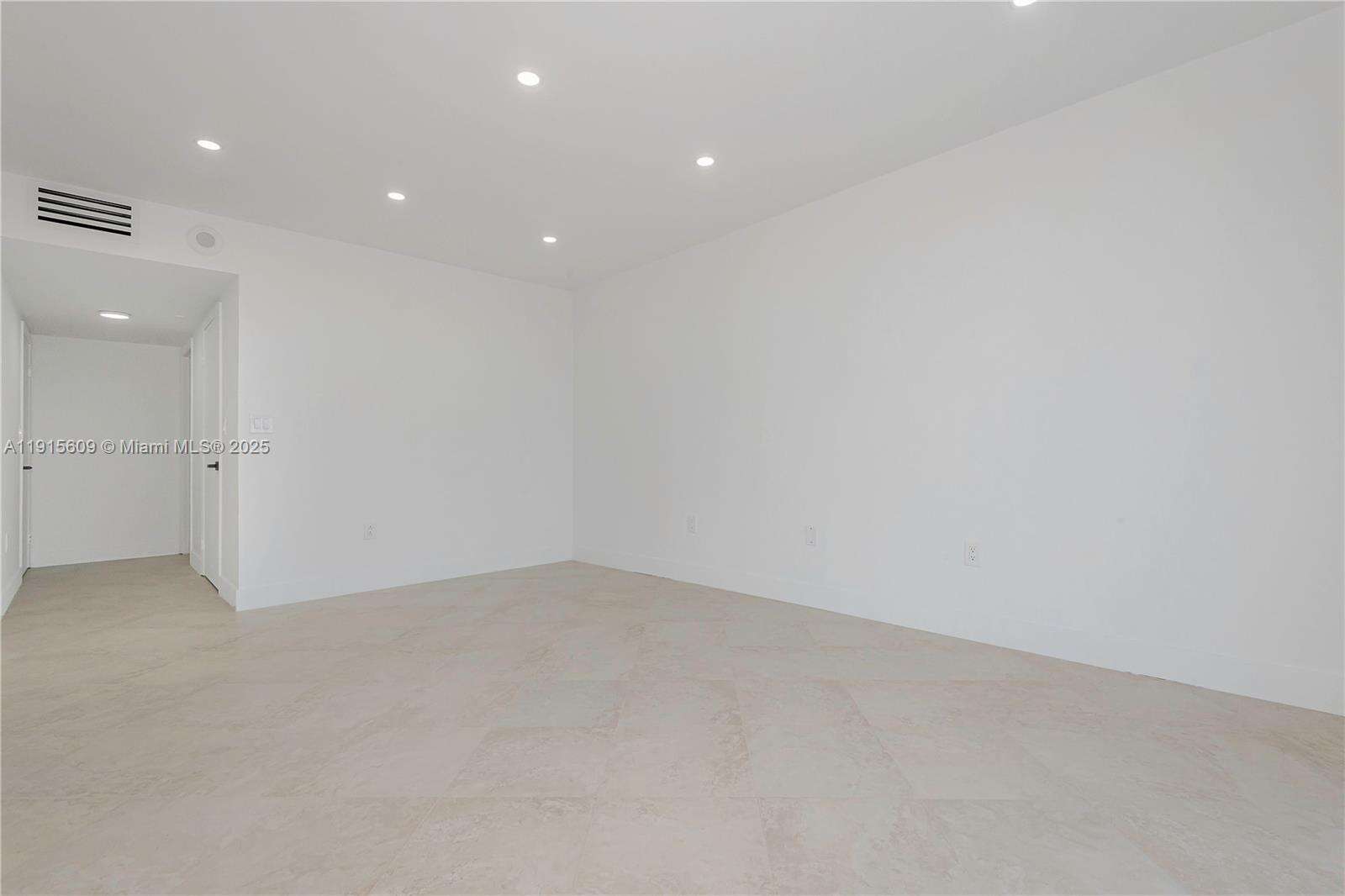 Ocean 88 Condominium | Unit #6E Unit #6E | Picture 13