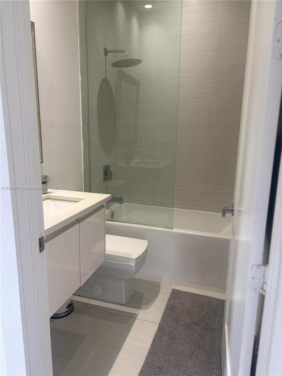 Landmark At Doral Condo No 1 | Unit #210 Unit #210 | Picture 4