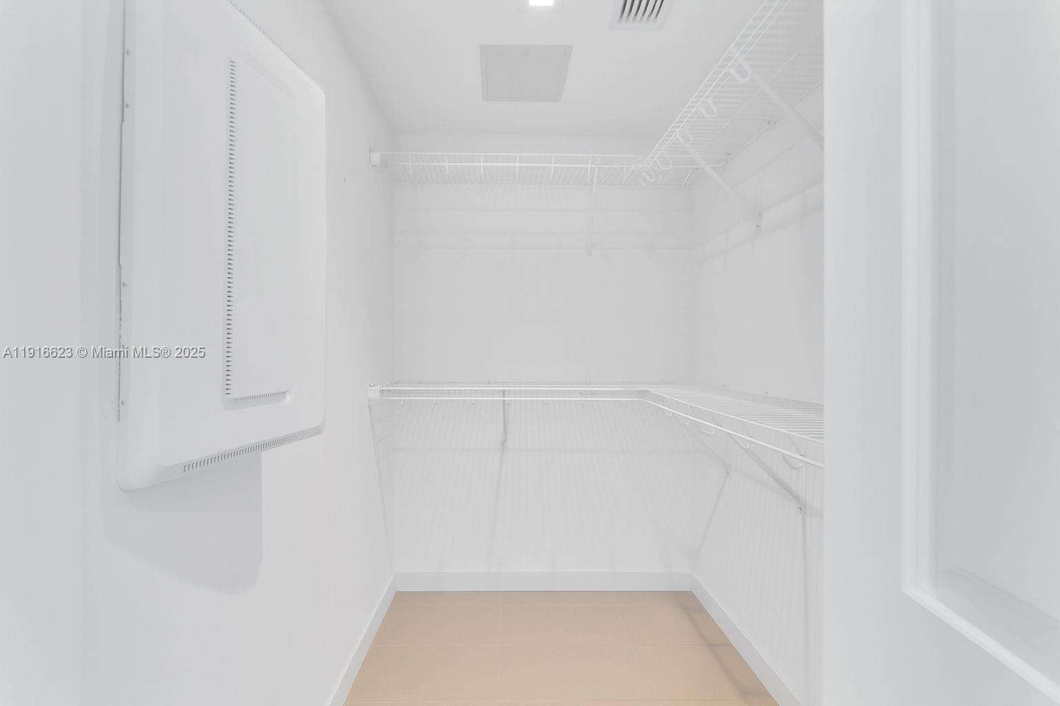 Canvas | Unit #3315 Unit #3315 | Picture 12