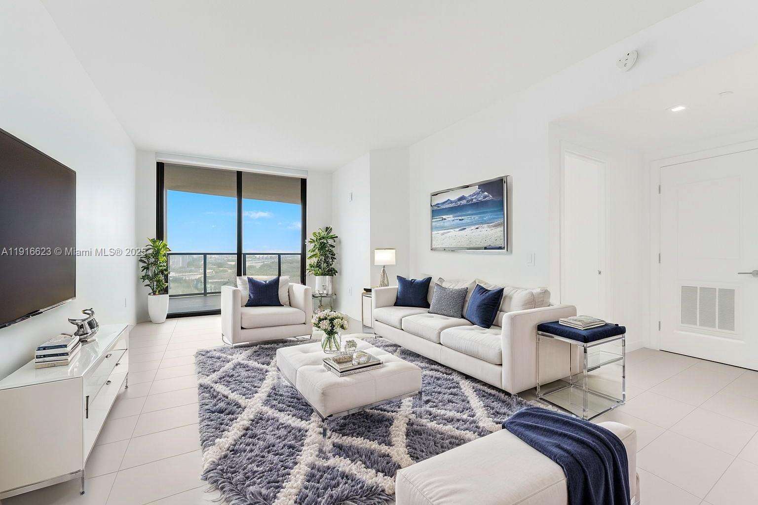 Canvas | Unit #3315 Unit #3315 | Picture 3