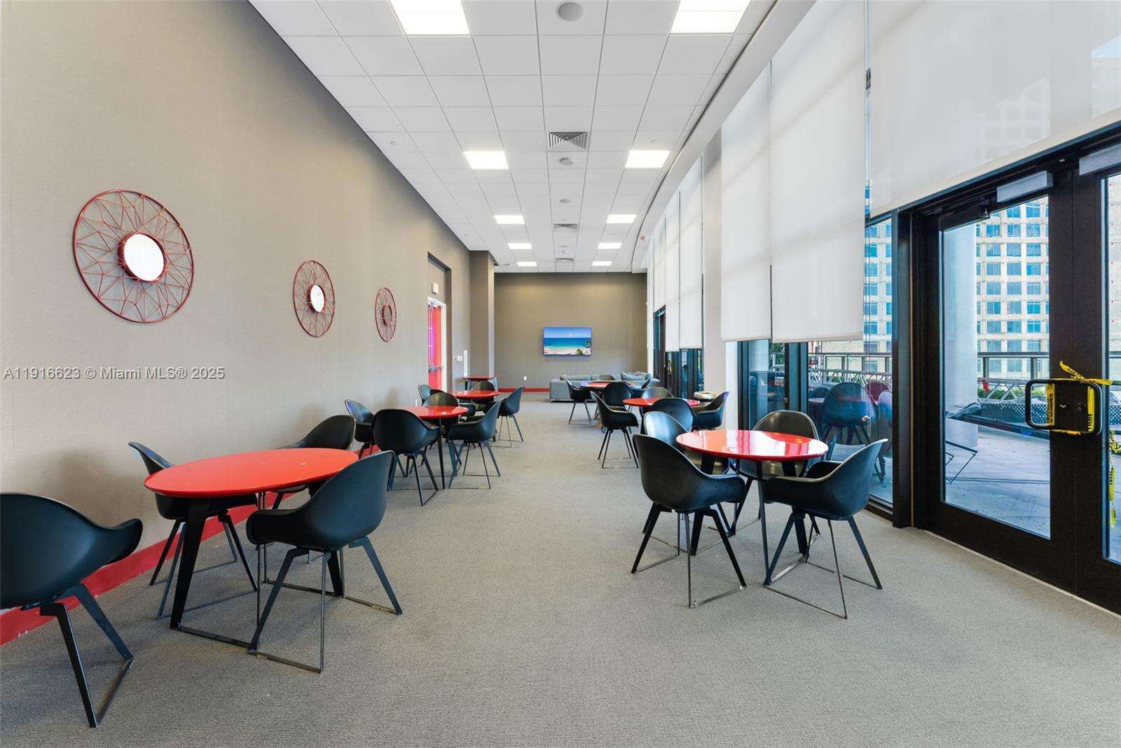 Canvas | Unit #3315 Unit #3315 | Picture 33