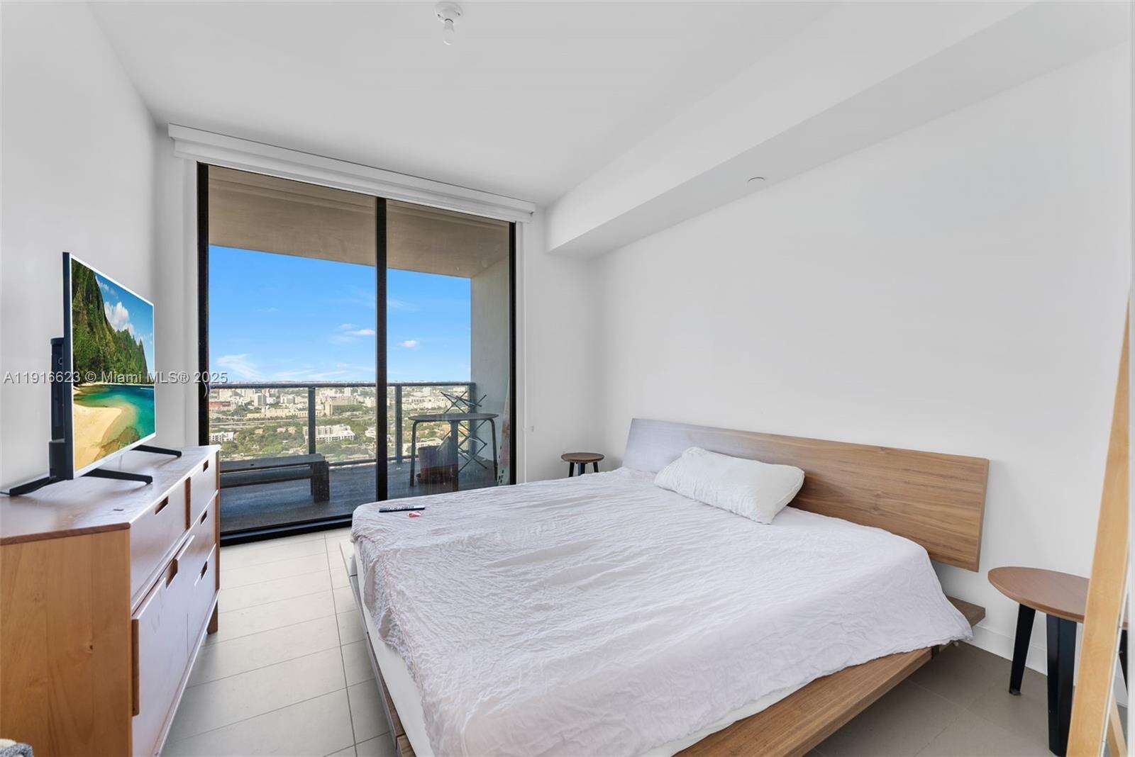 Canvas | Unit #3315 Unit #3315 | Picture 34