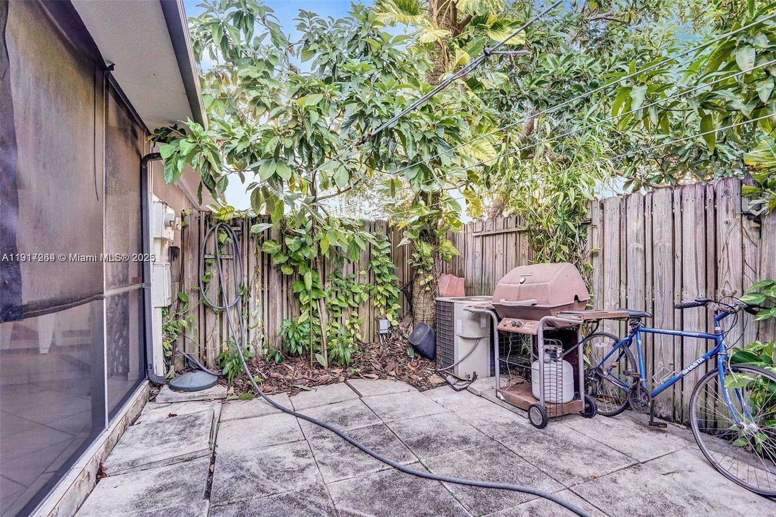 Hollywood Gardens Condominium I | Unit #1D Unit #1D | Picture 7