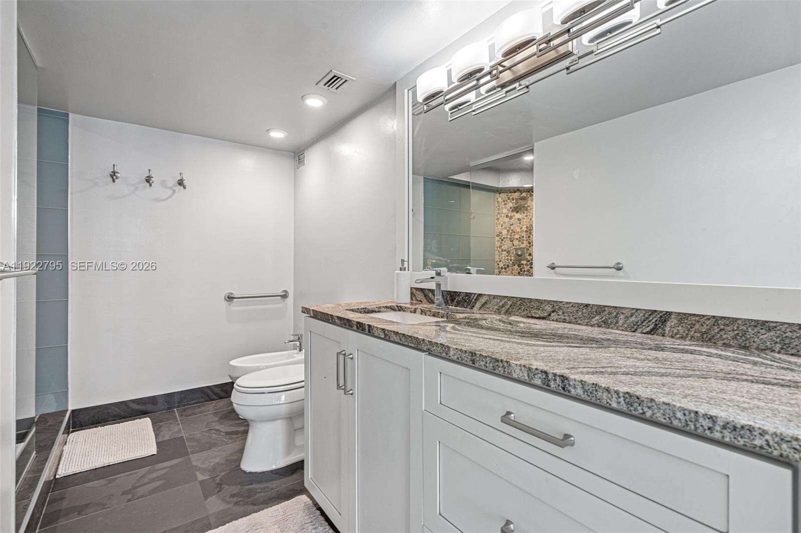 Brickell Place | Unit #A1013 Unit #A1013 | Picture 25