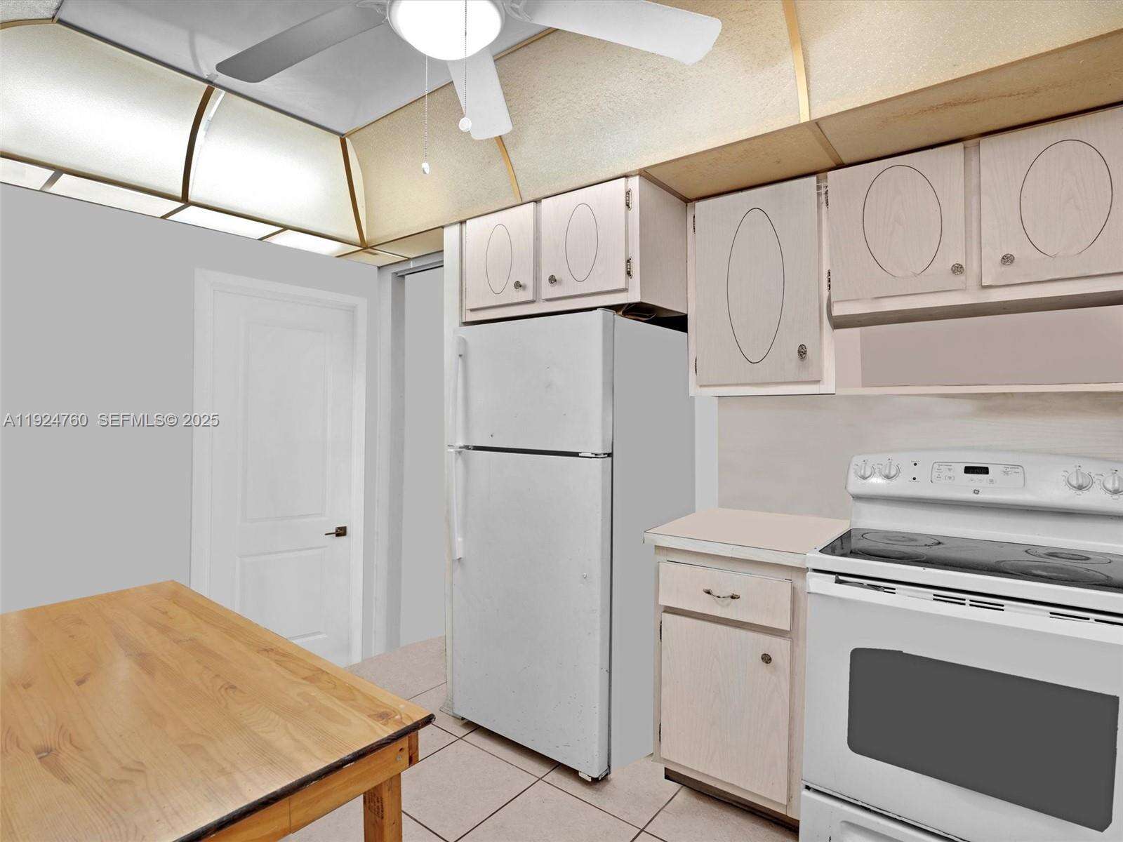 Jade Winds Group Camellia Gardens Condominium | Unit #205-2 Unit #205-2 | Picture 9