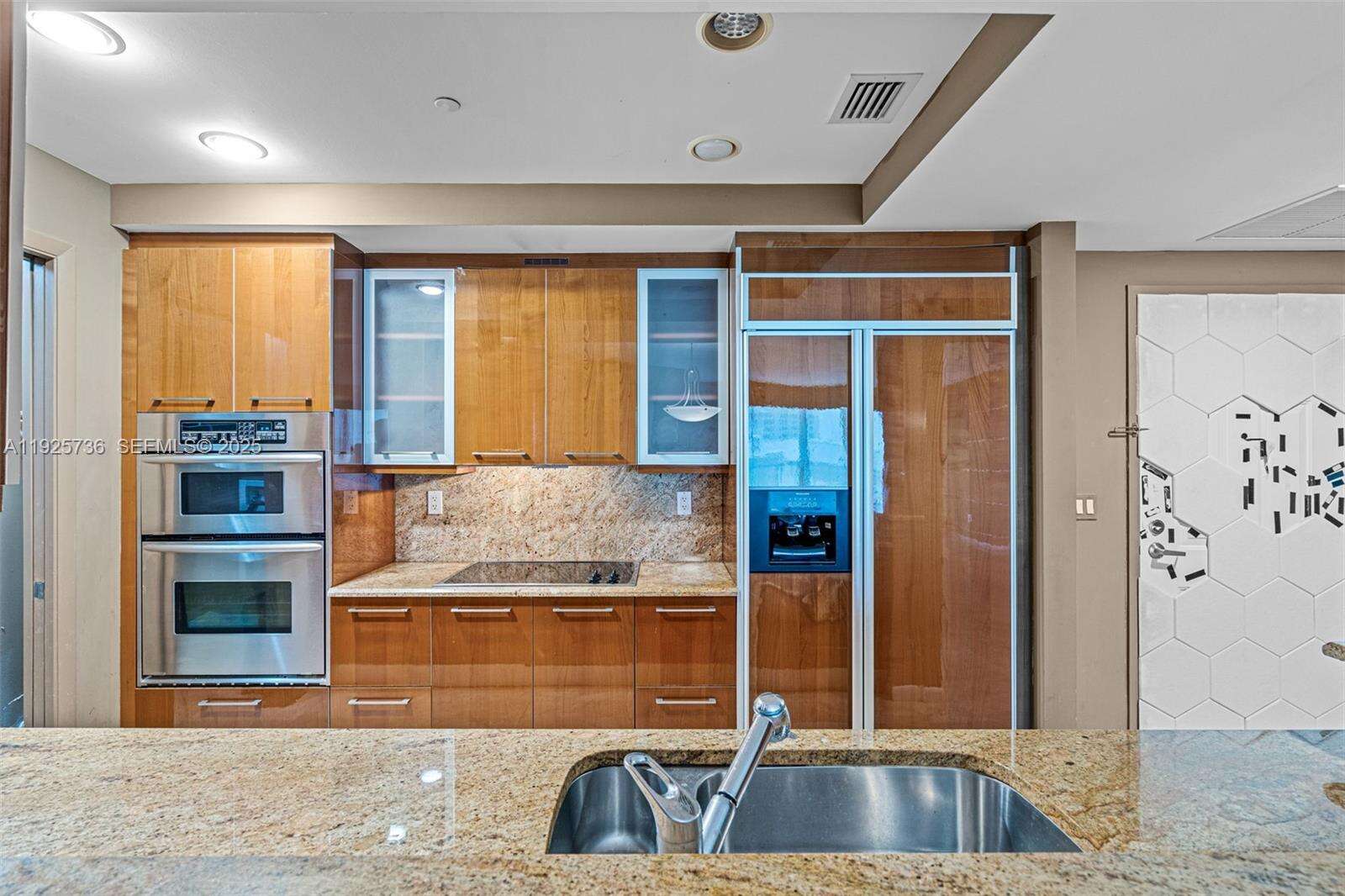 The Port | Unit #603 Unit #603 | Picture 14