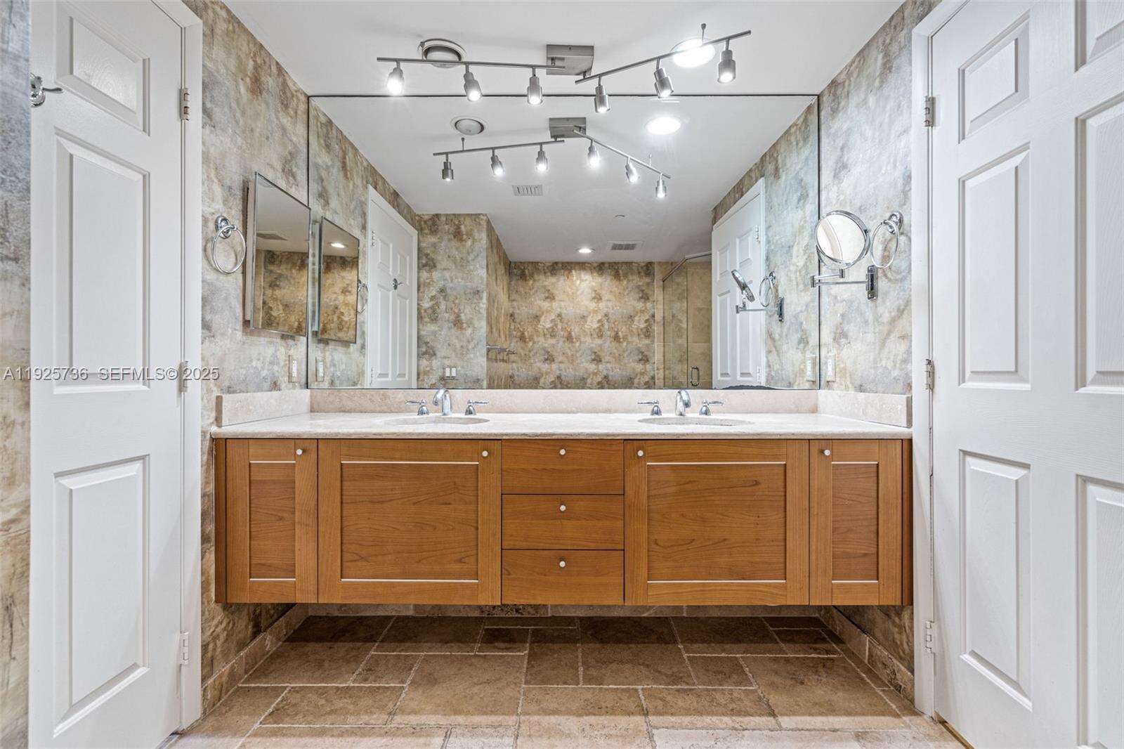 The Port | Unit #603 Unit #603 | Picture 31